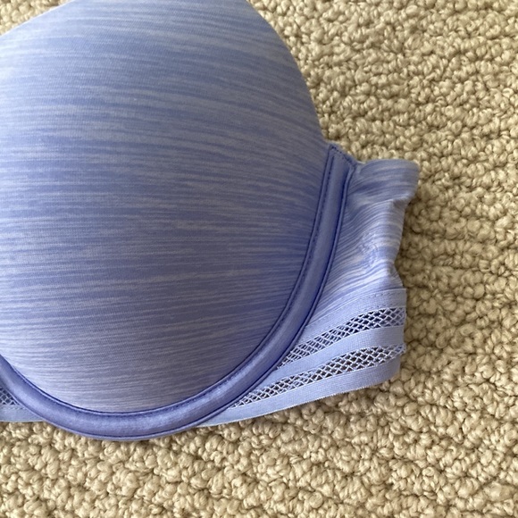 Victoria’s Secret Perfect Shape Purple Special Edition Bow Cross Bra 32C EUC - Picture 3 of 8